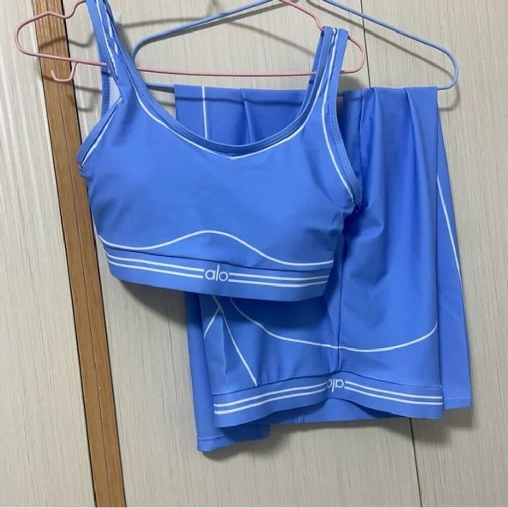 Alo Blue Sports Bra and Leggings Set, Size S